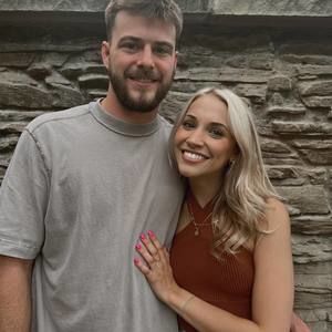 Meet your Posher, Alexsis